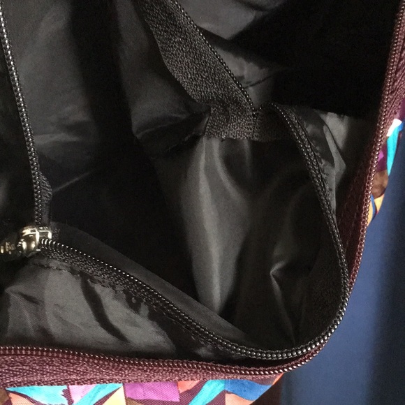 Lesportsac | Chevron Active Crossbody - Picture 9 of 11